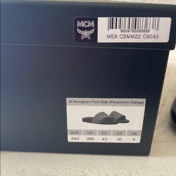 Mcm monogram slides